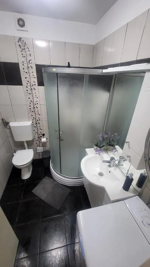 Apartment With Direct Sea View, Free Parking And Close To Beaches And Promenade Lovran