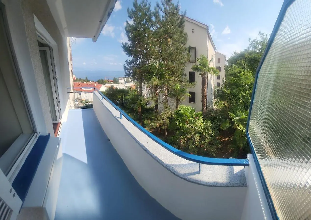 Apartment With Direct Sea View, Free Parking And Close To Beaches And Promenade Lovran 0*,
