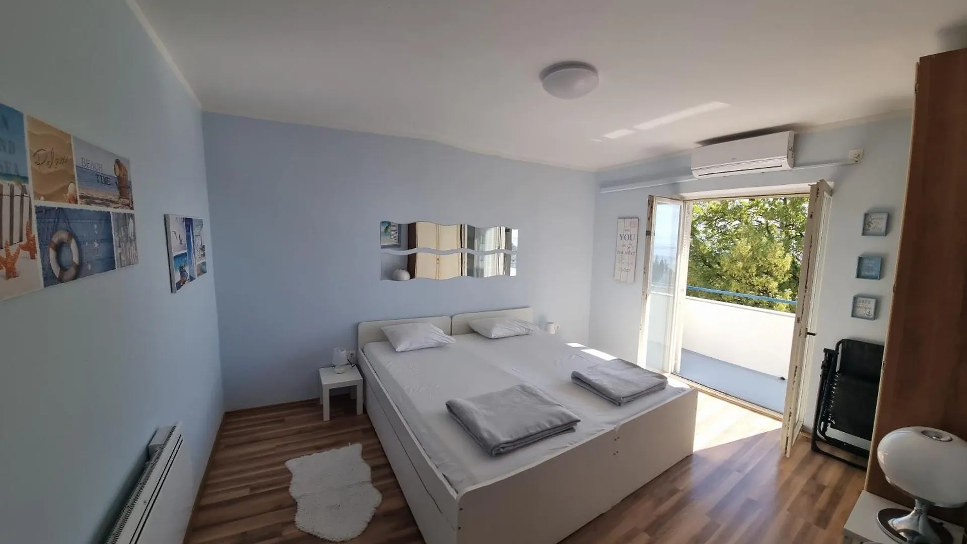 Apartment With Direct Sea View, Free Parking And Close To Beaches And Promenade Lovran Croatia
