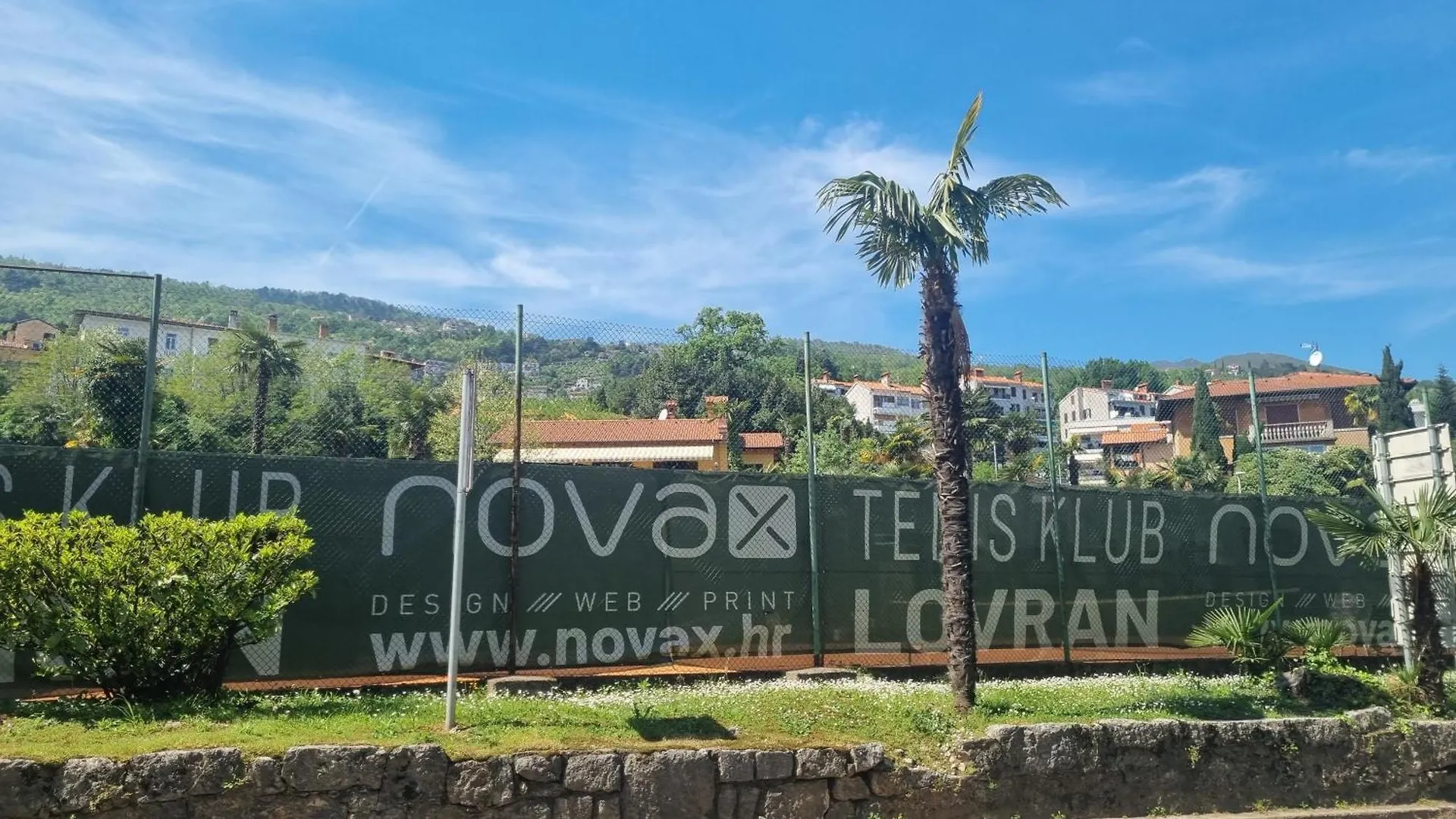 Apartment With Direct Sea View, Free Parking And Close To Beaches And Promenade Lovran
