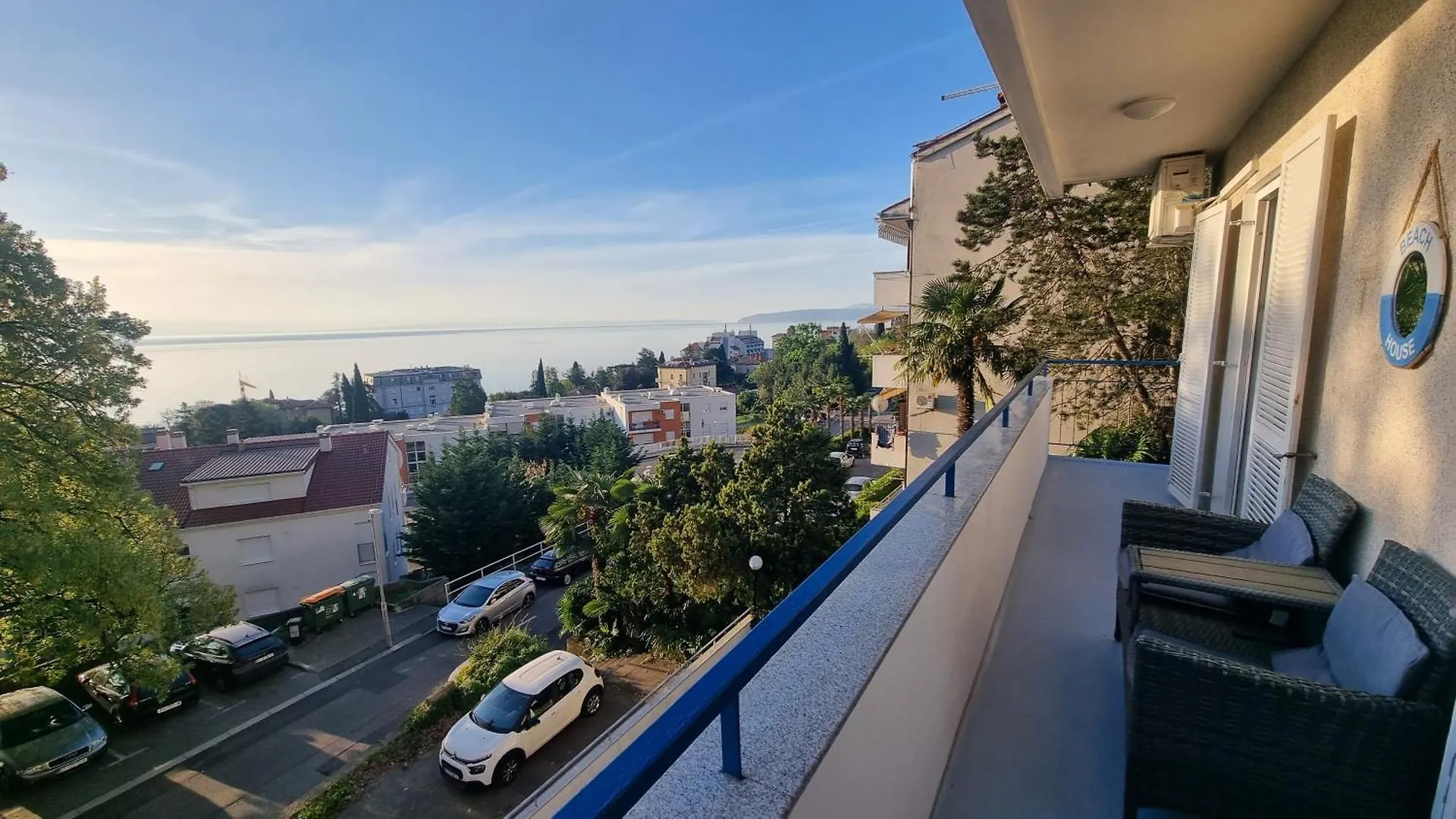 Apartment With Direct Sea View, Free Parking And Close To Beaches And Promenade Lovran Croatia
