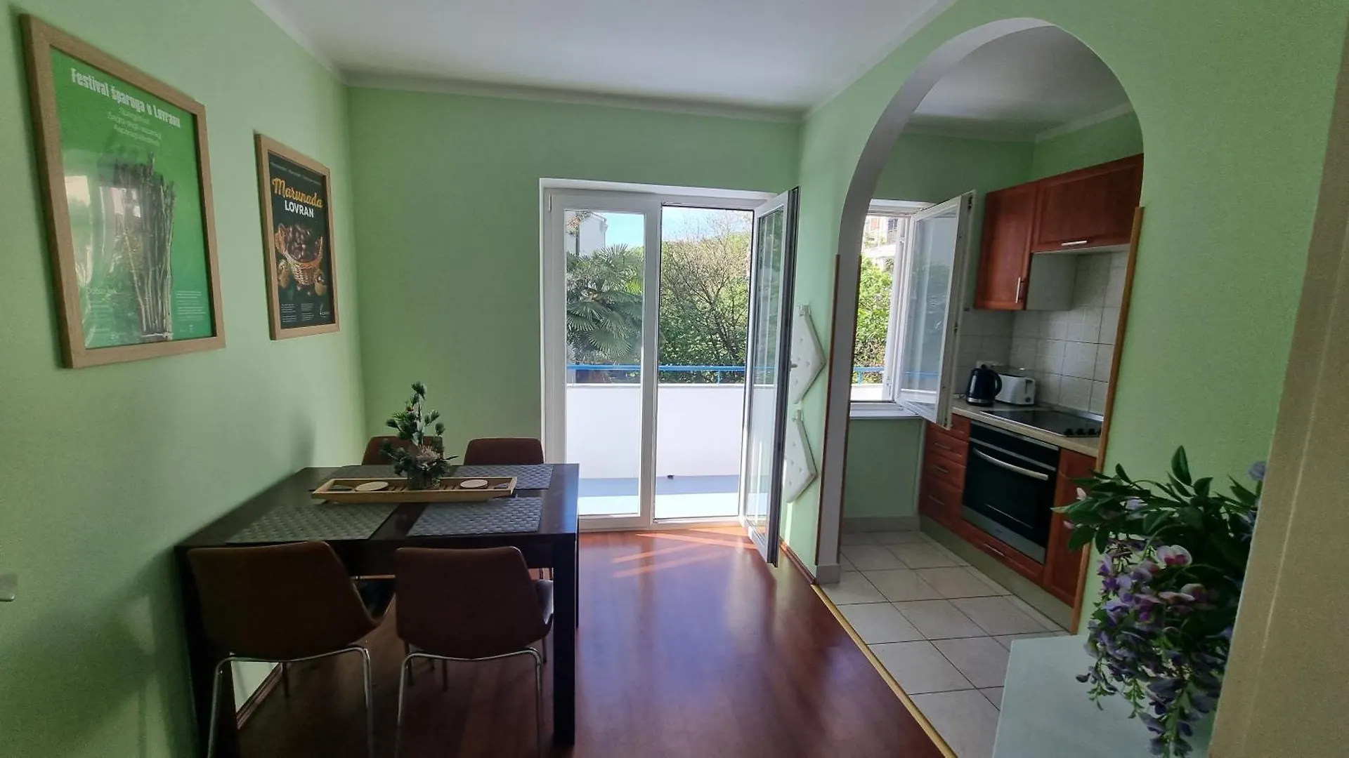 Apartment With Direct Sea View, Free Parking And Close To Beaches And Promenade Lovran Κροατία